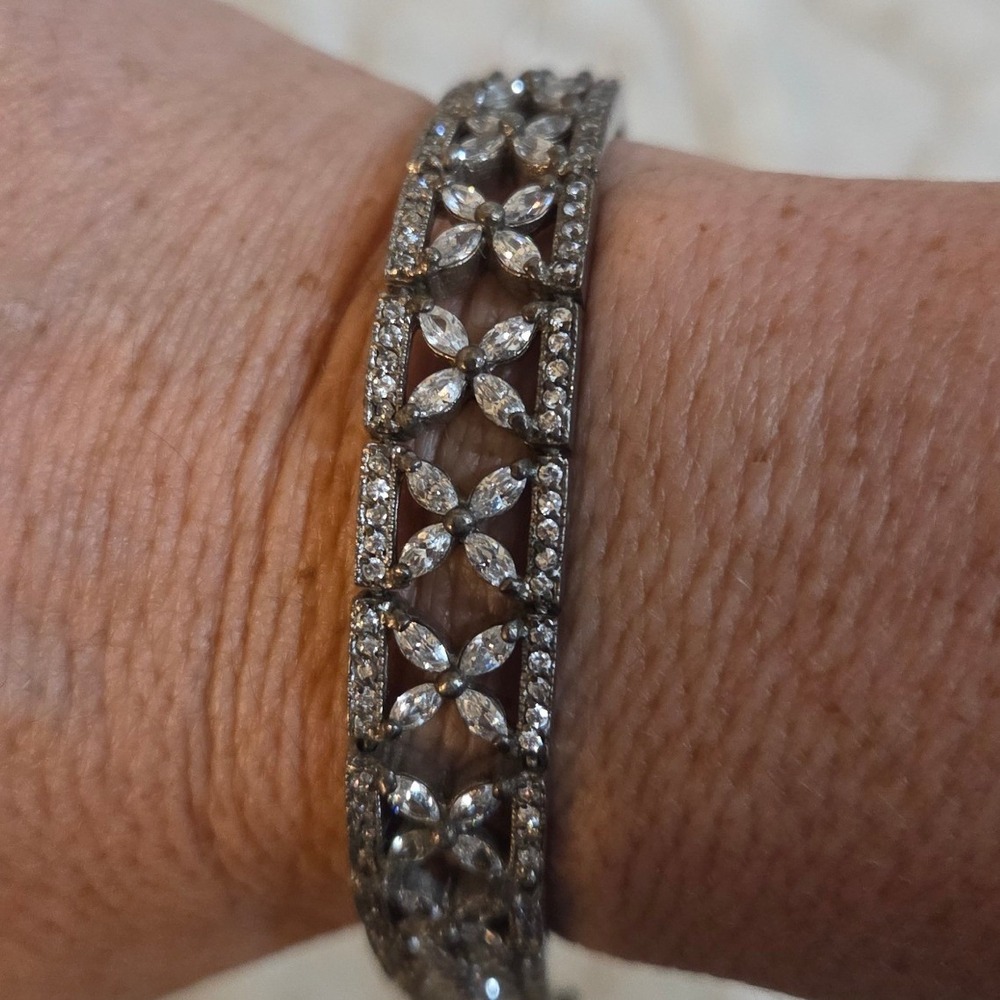 Silver Tone Marquise Floral Lattice Tennis Bracelet Cubic Zirconia Box Clasp